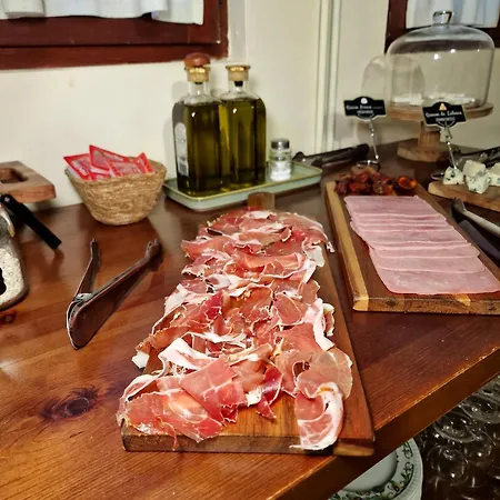 Remona Espinama